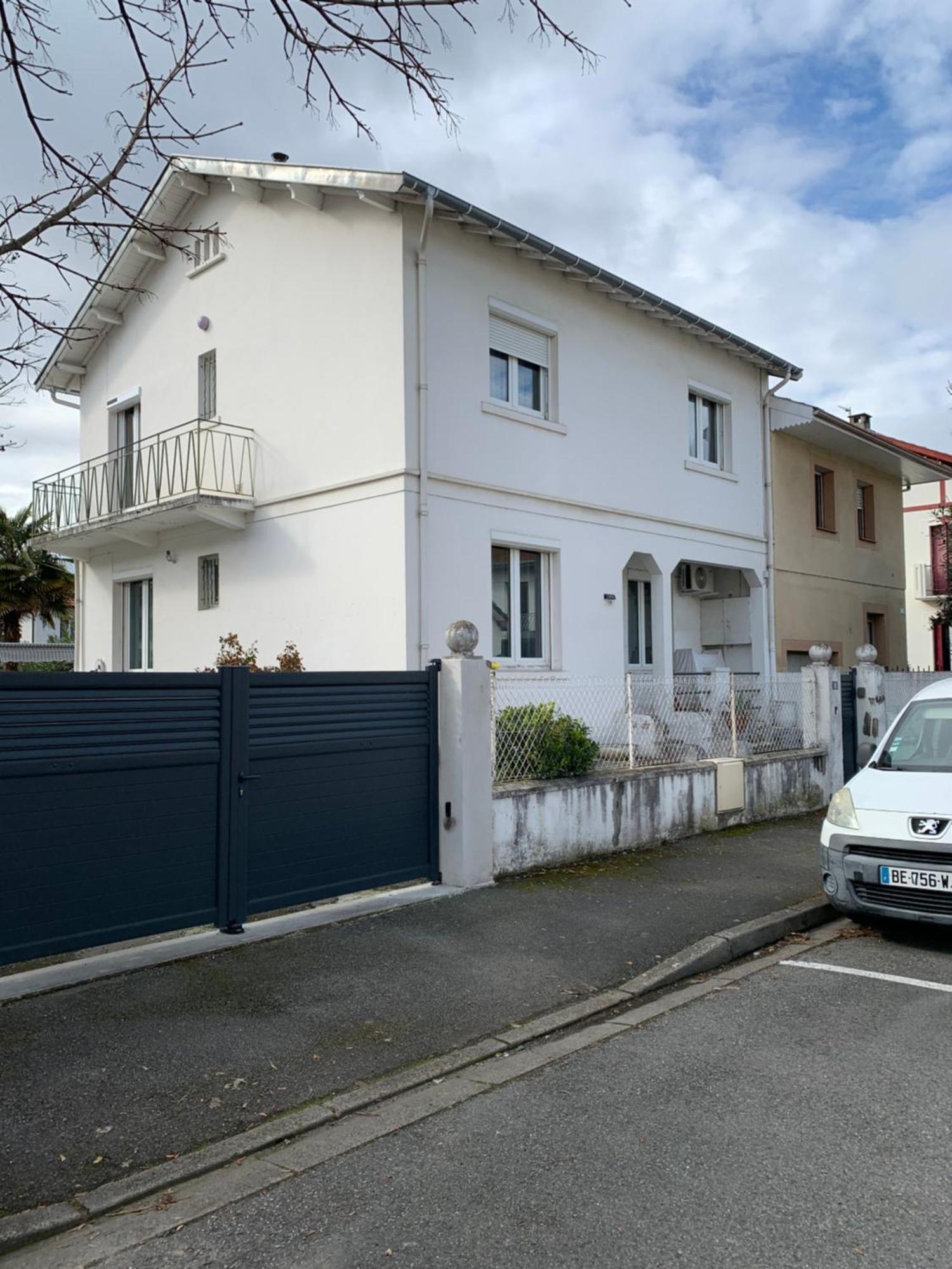 Chez Line Et Francis Apartment ตาร์บ ภายนอก รูปภาพ